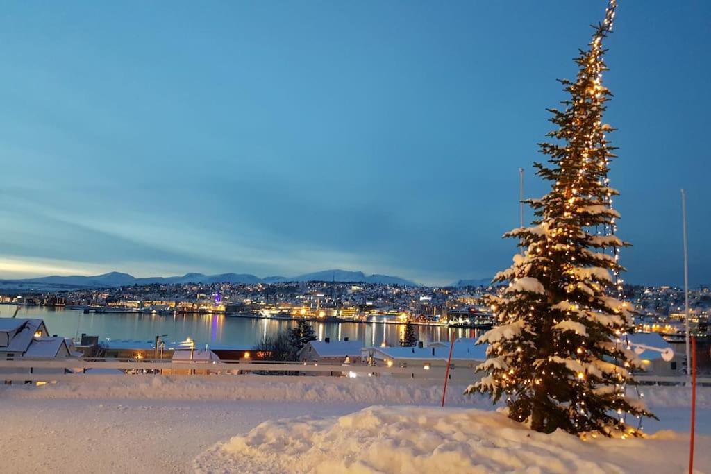 Spacious House In Tromso, Perfect For Groups Of Families, Tourists Or Workers Luaran gambar